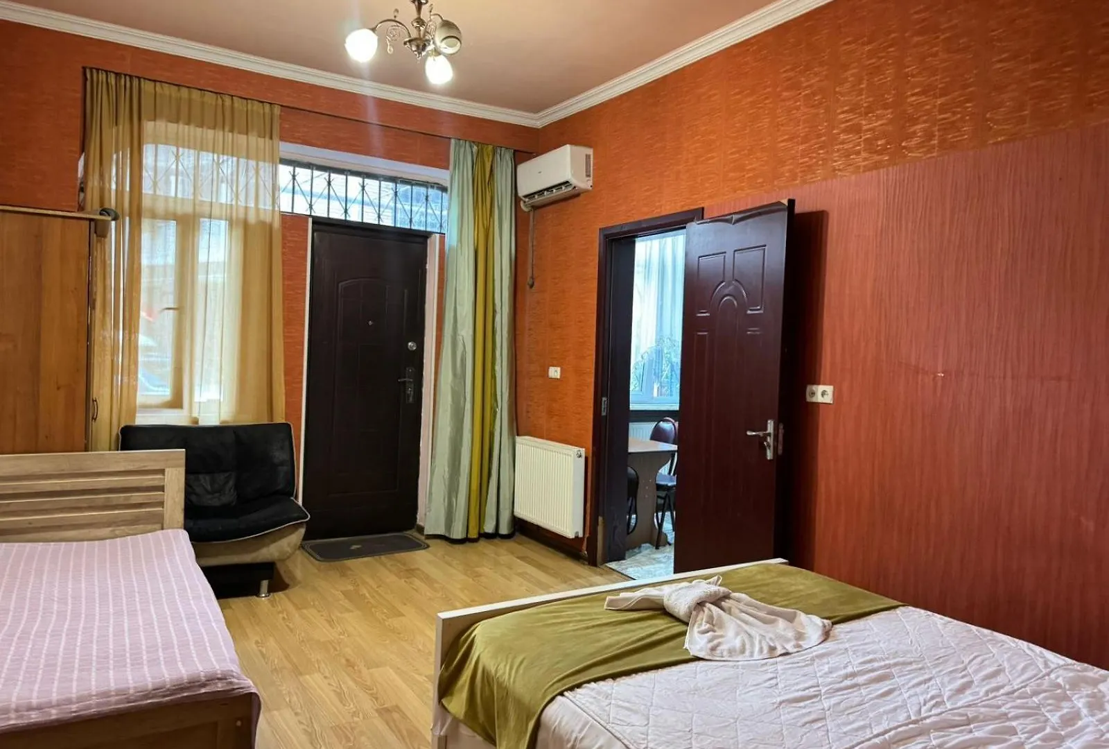 Nana'S Apartment With Garden Tbilisi